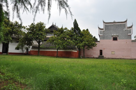 《大黄蜂》内地票房破7亿,《大人物》拿下第二:英亚官网(图1) 英亚官网