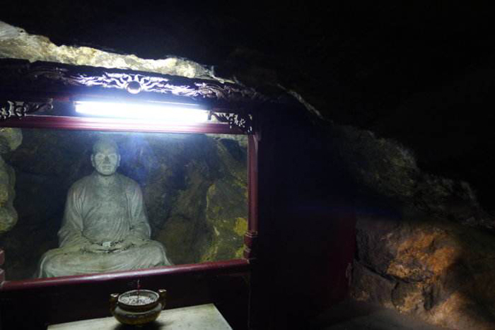 陈静和《BABY复仇记》团队现身东京国际电影节红地毡_英亚官方网站(图1) 英亚官网首页