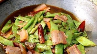 ‘英亚官方网站’国土资源局完成对平果铝土矿采矿临时用地工程复垦项目初步验收工作(图2) 英亚官网