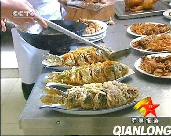 碧水轻柔波叠翠,澄静如诗。(原创)_英亚官网首页(图1) 英亚官方网站